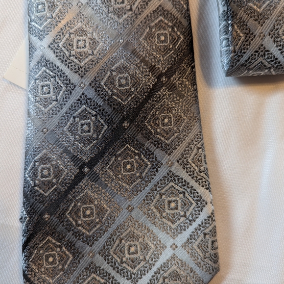 Mens Van Heusen Extra Long Tie BNWT - Picture 3 of 5
